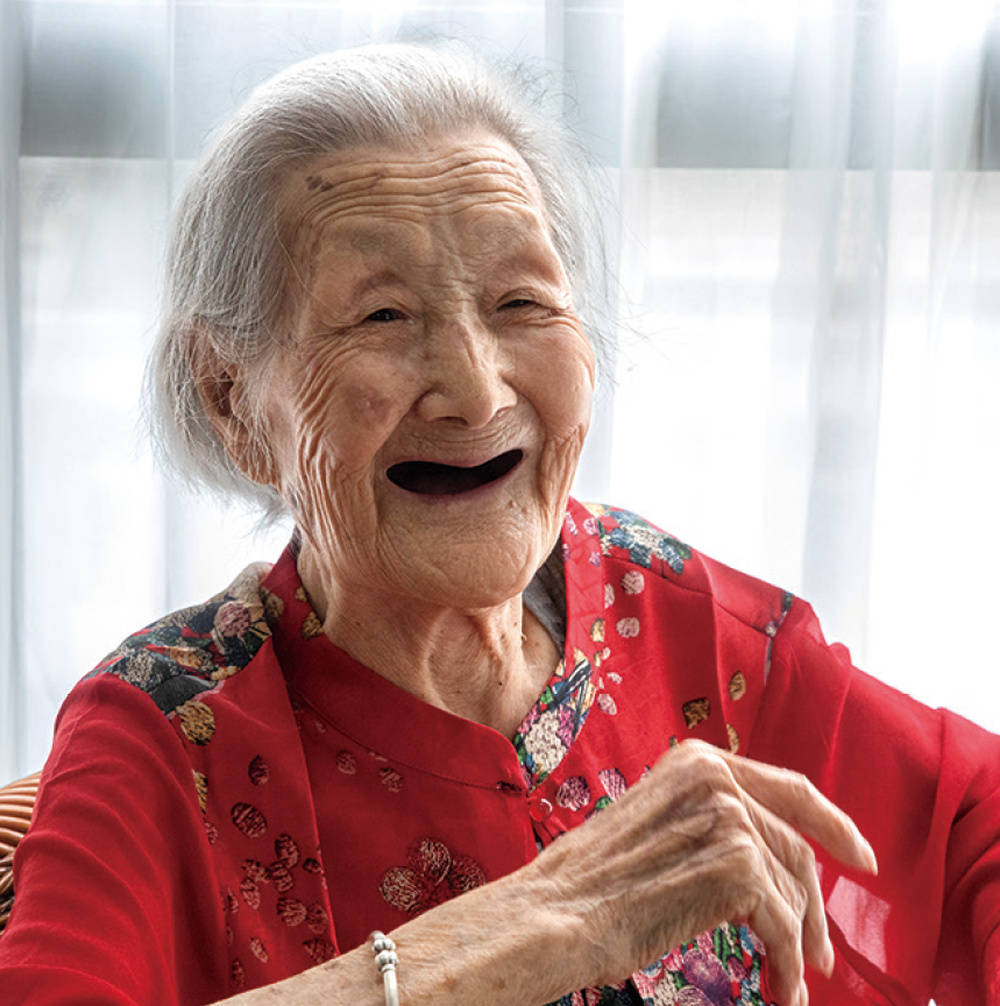 潍坊:百岁老人最美全家福摄影展,演绎百年温情故事