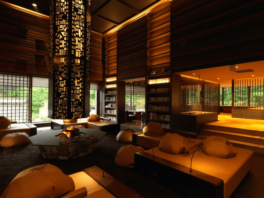 滑顶级粉雪,泡火山温泉,乐享日式旅馆一泊二食