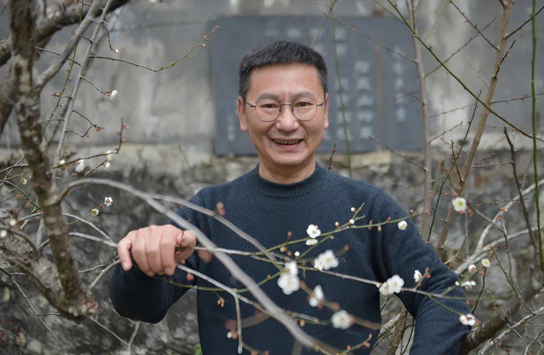 高源:暂离人世界 且至佛家乡 || 三分参悟《由蘖欣欣》七分禅意_寒生_诗词_作品