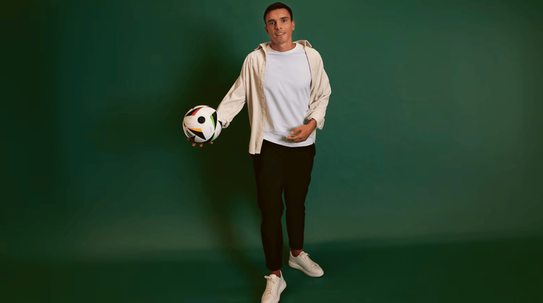 帕利尼亚_拜仁_哈维·马丁内斯