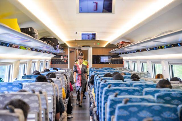 雅万高铁正式开通运营一周年