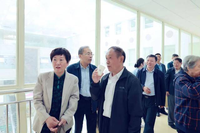 市人大常委会机关老干部党支部到滨州市中医医院(滨州医学院附属中医医院)开展“中医养生 情暖夕阳”主题党日活动 市人大常委会机关老干部党支部到滨州市中医医院(滨州医学院附属中医医院)开展“中医养生 情暖夕阳”主题党日活动