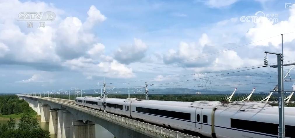 33.3亿人次，再创新高！旅游列车助力旅游经济、银发经济发展