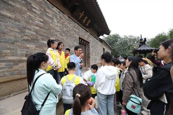 为何这样火爆 长子县 崇庆寺