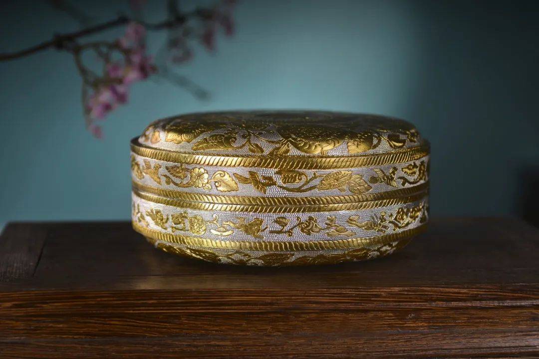 复刻化妆盒再现盛世容颜