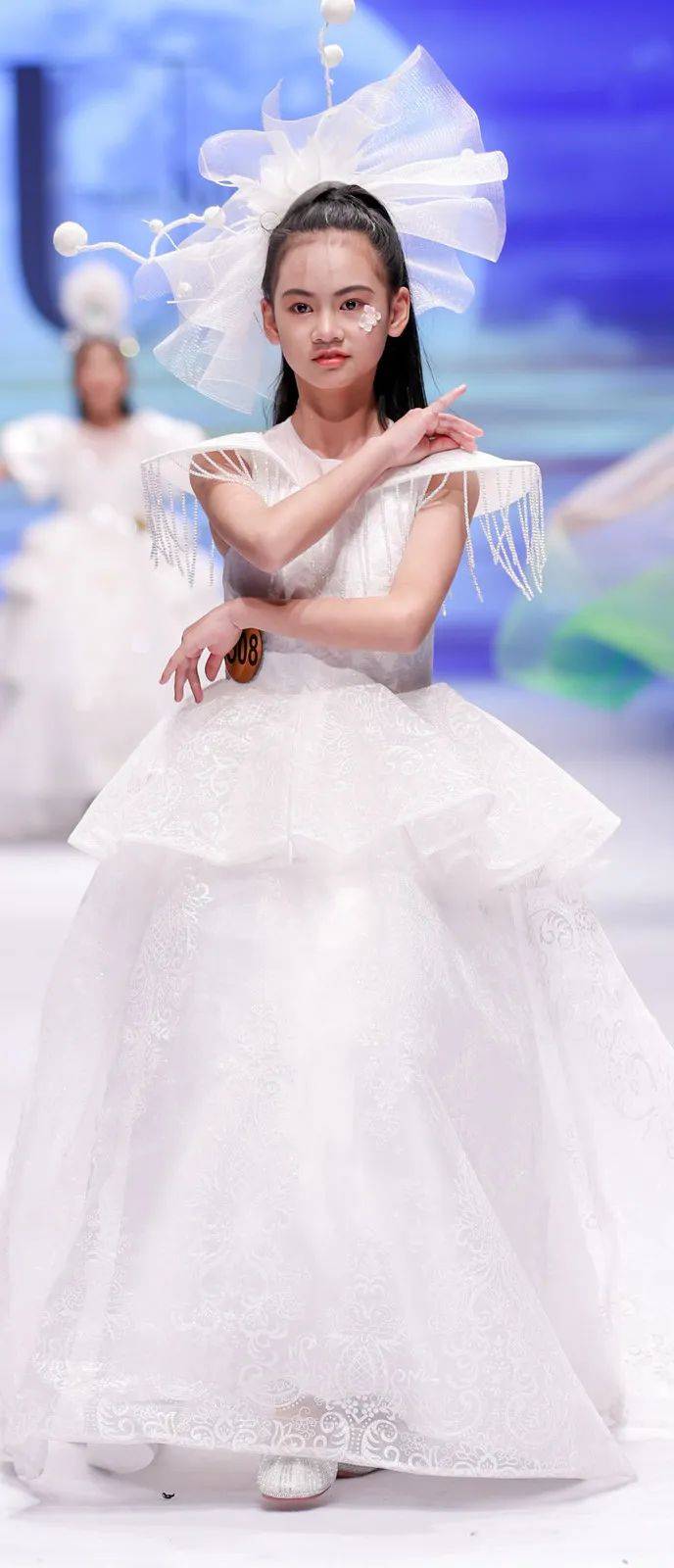 李忻熠 | 上海国际时尚少儿模特全国形象大使官宣