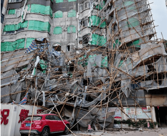 一办公楼发生坍塌!