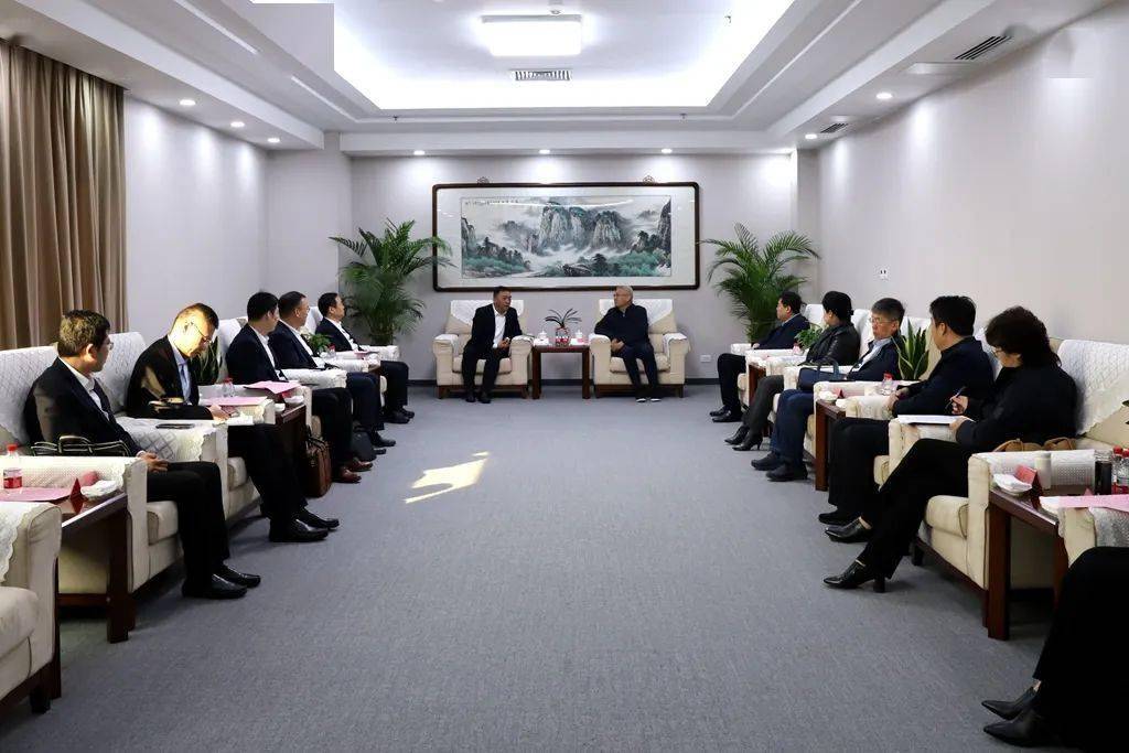 王健拜会天津市东丽区委书记贾堤