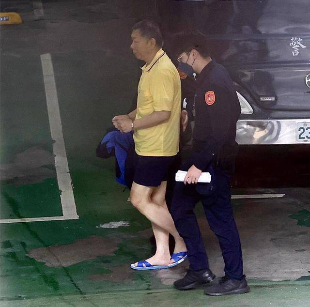 柯文哲若再延押两个月，沈富雄：民意气氛就上来了