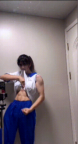 “林黛玉倒拔垂杨柳”成真了?20岁姑娘从体弱多病到练出麒麟臂,网友:反差好大 “林黛玉倒拔垂杨柳”成真了?20岁姑娘从体弱多病到练出麒麟臂,网友:反差好大