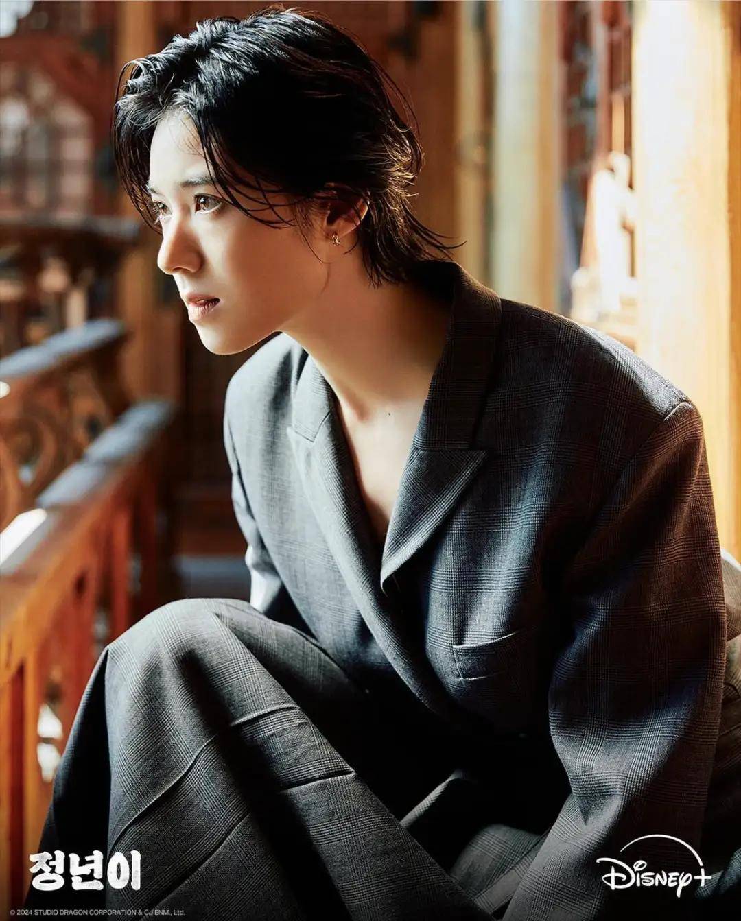 斩男又斩女?郑恩彩短发含金量还在上升