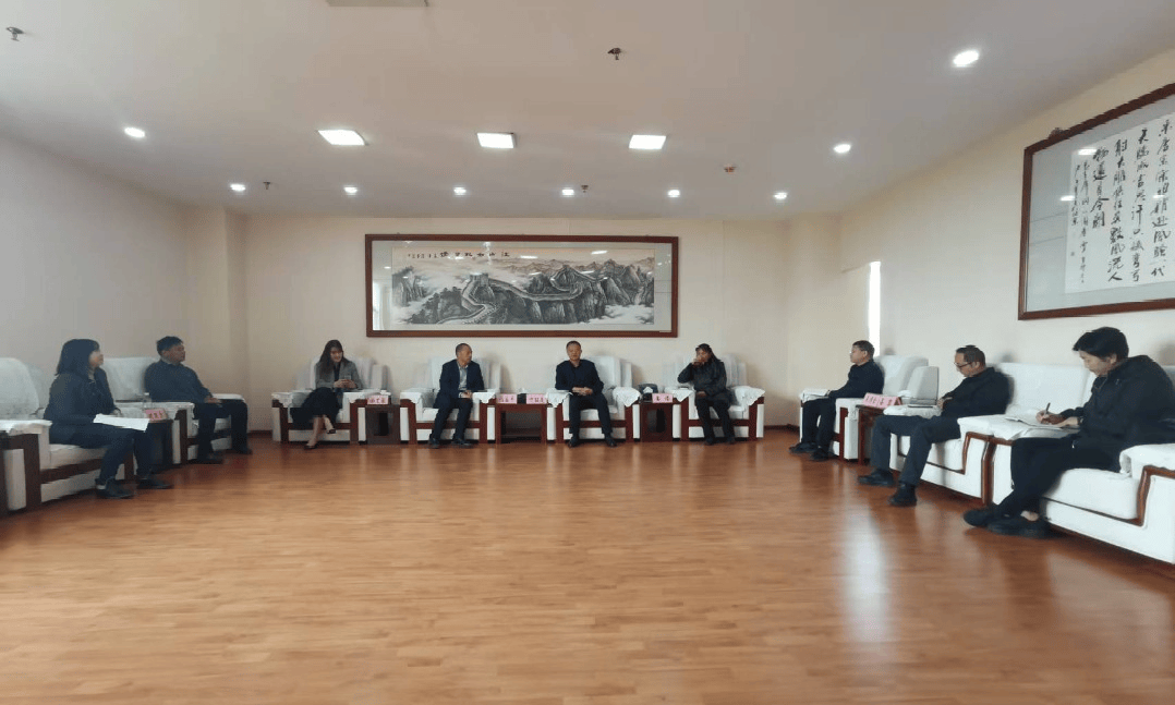 10月22日,宣威市委副书记,市长许韶发,副市长李红梅陪同浙江海纳