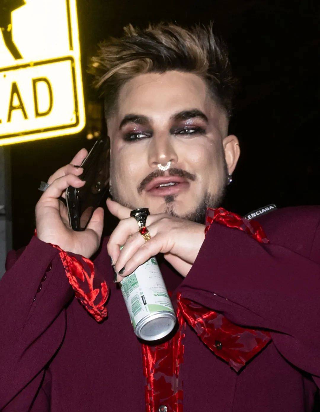 亚当adam lambert 减肥 54 斤