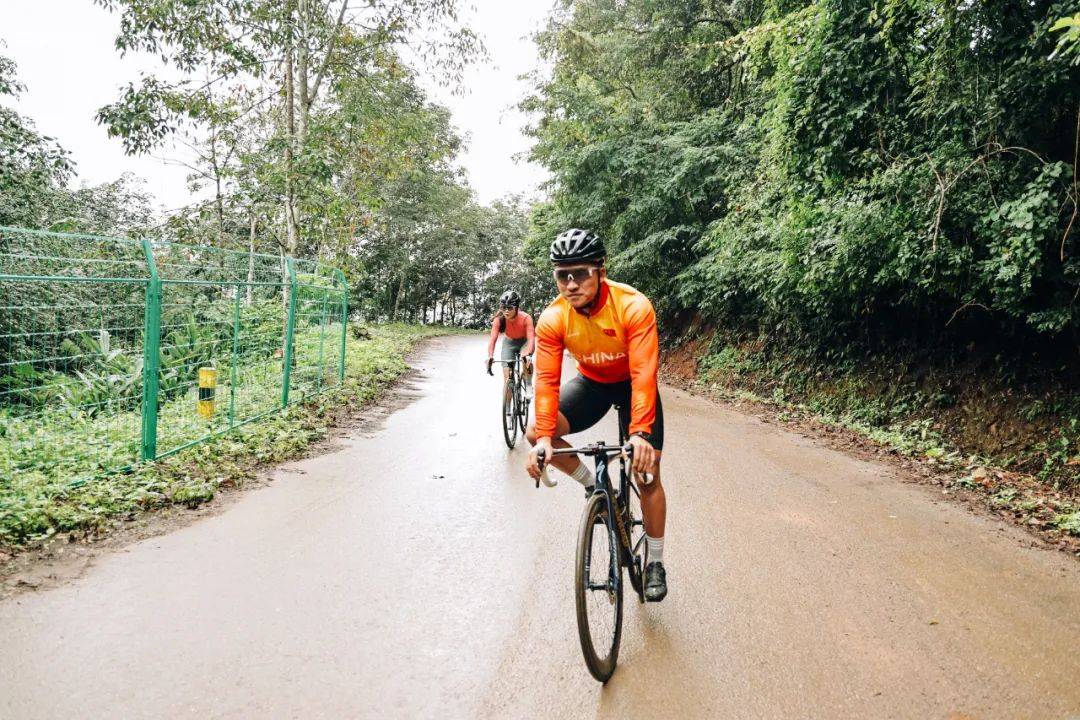 七彩云南格兰芬多 | 在格兰芬多,"骑"遇奥运冠军_刘浩来_训练_自行车
