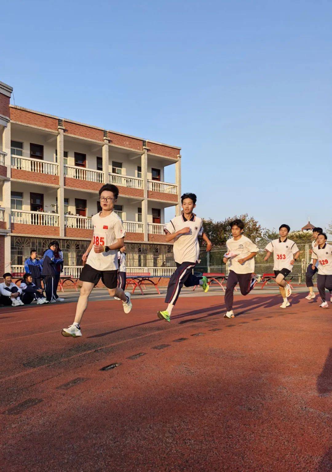 成都市春晖学校图片