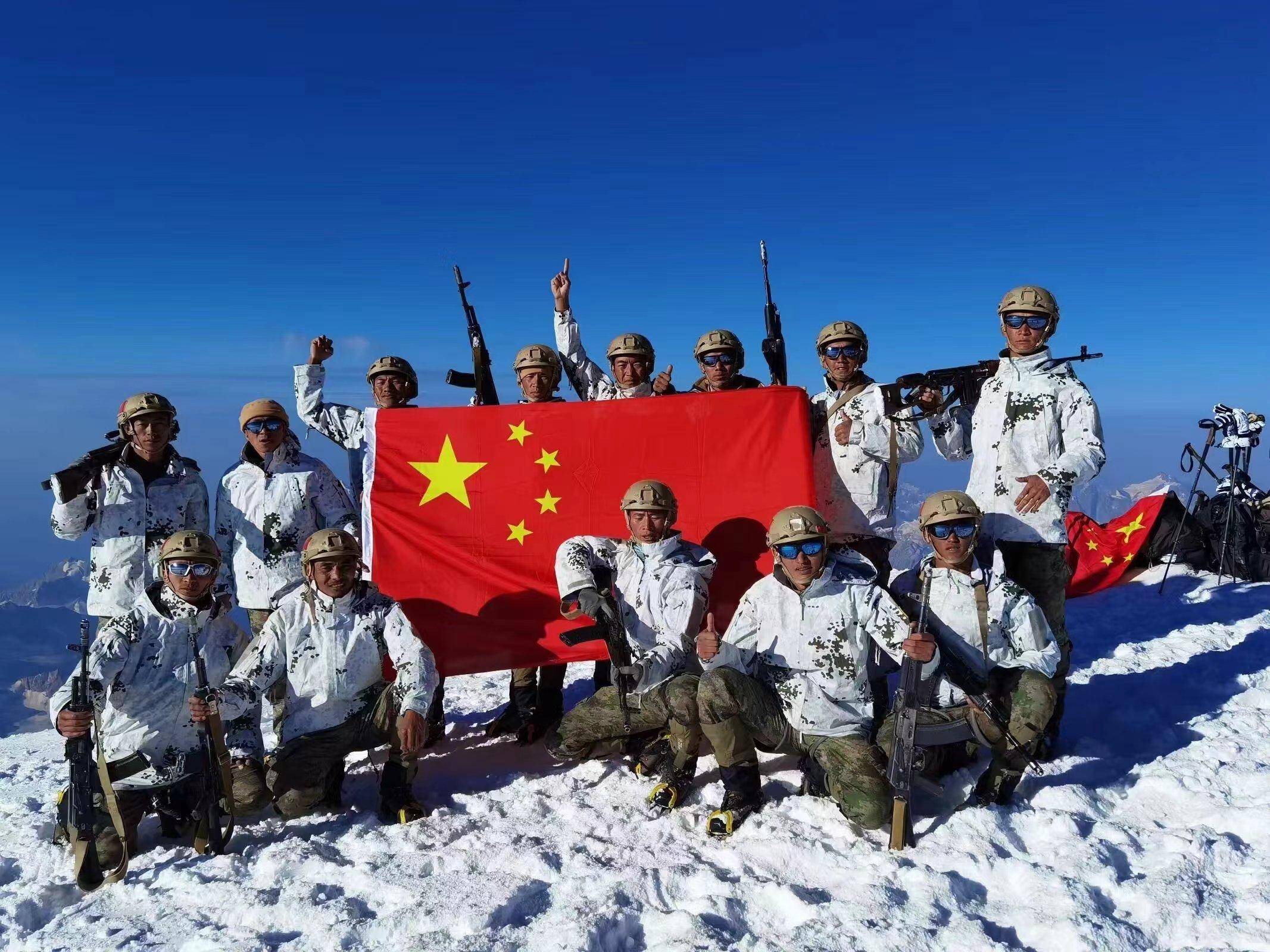 高原之上起高峰丨威宁高原兵卫国戍边争当强军先锋