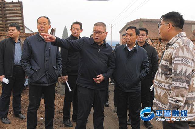 我县开展国道108平遥段环境综合