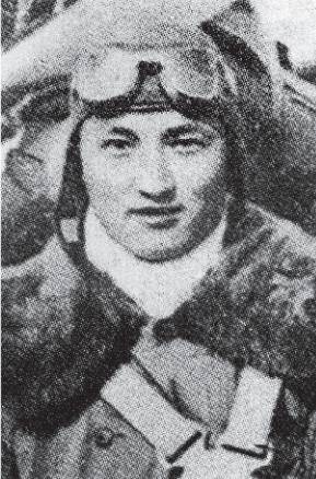 当日军大规模空袭时,他们化身为南京上空的"鹰"_中国空军_高志航