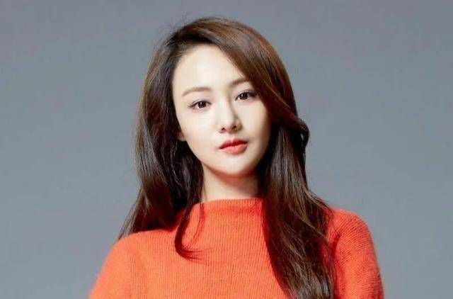 郑爽的滞留美国现状:又胖又秃生活窘迫,为留美国找白人男友