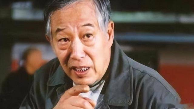 "刘星的爷爷"文兴宇,一天3包烟,患癌去世17年