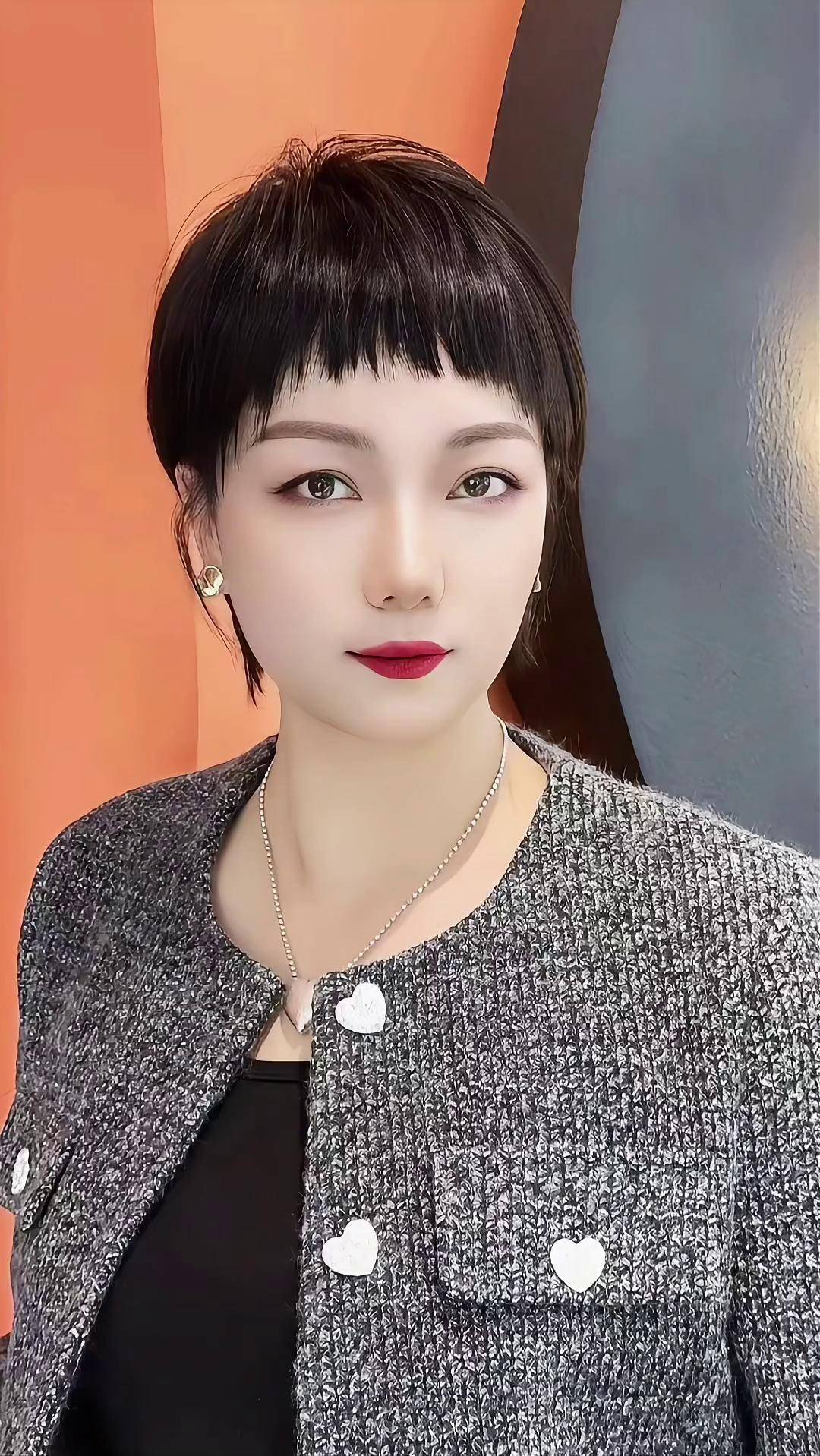 酷感短发裁剪教程剪发教程 美发技术分享 短发女生 高级短发 生活短发