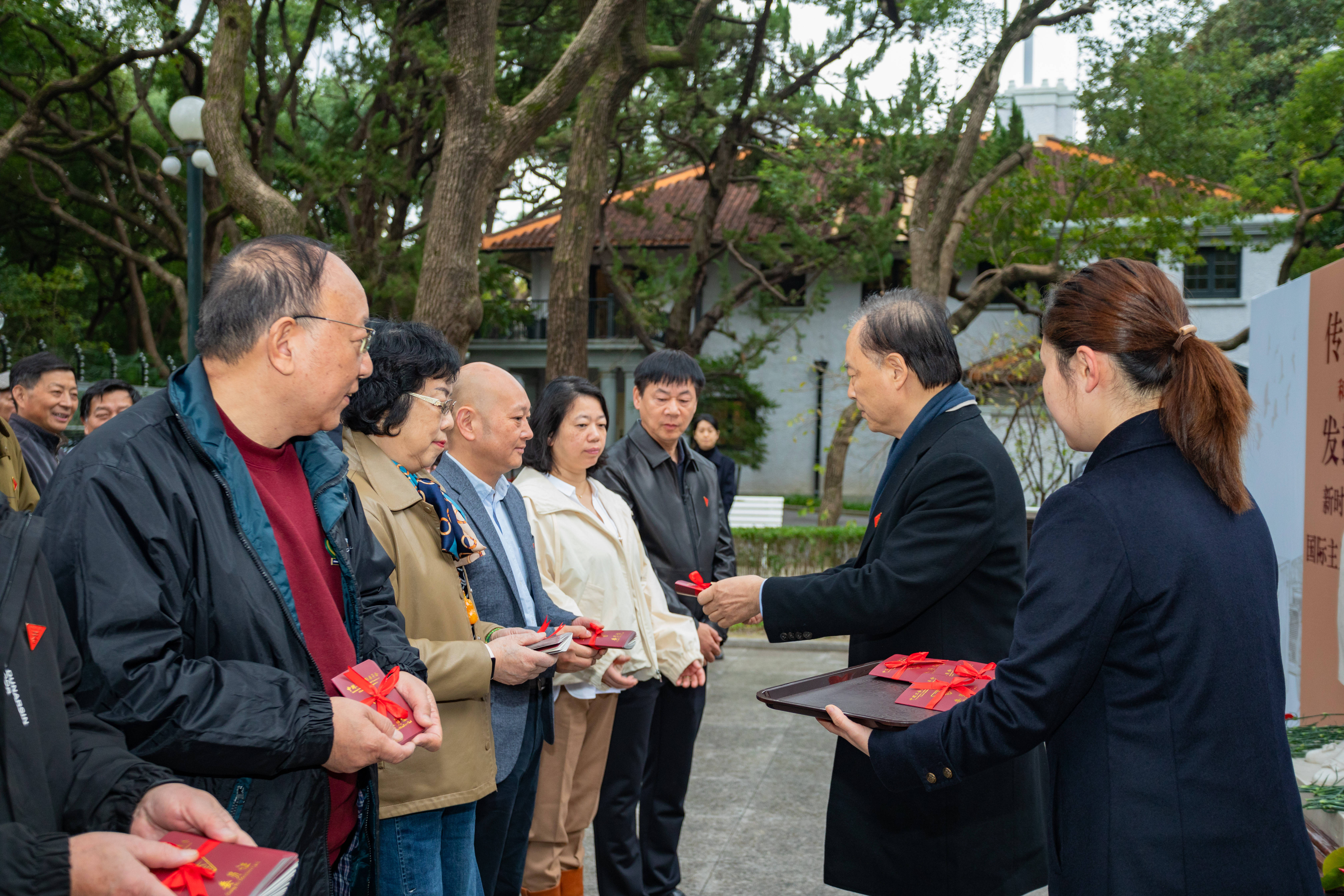 路易·艾黎诞辰127周年之际,宋庆龄故居纪念馆成国际主义教育基地