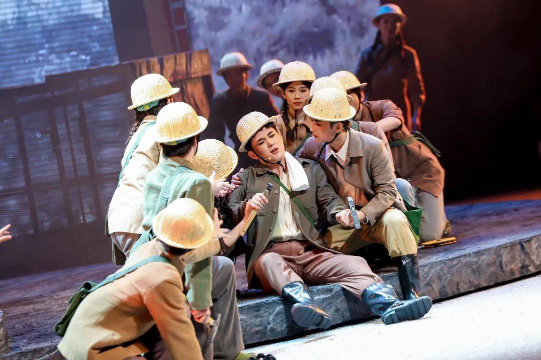 《核地花开》走进国防科工局