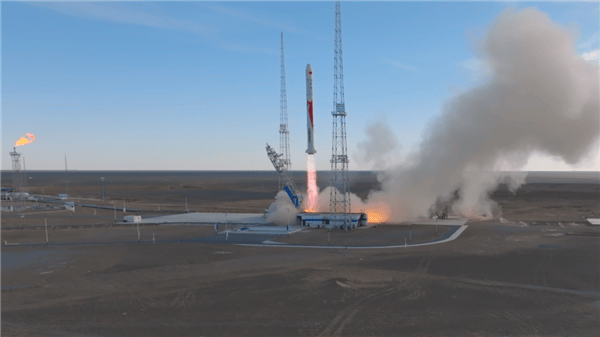 一箭双星！蓝箭航天自研朱雀二号改进型火箭首飞成功