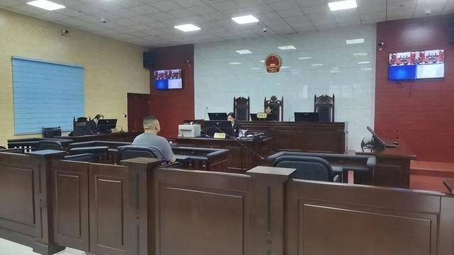 引诱3名女性偷渡至缅甸，从事卖淫、电信诈骗，贵州三都一男子主动投案，获刑2年半