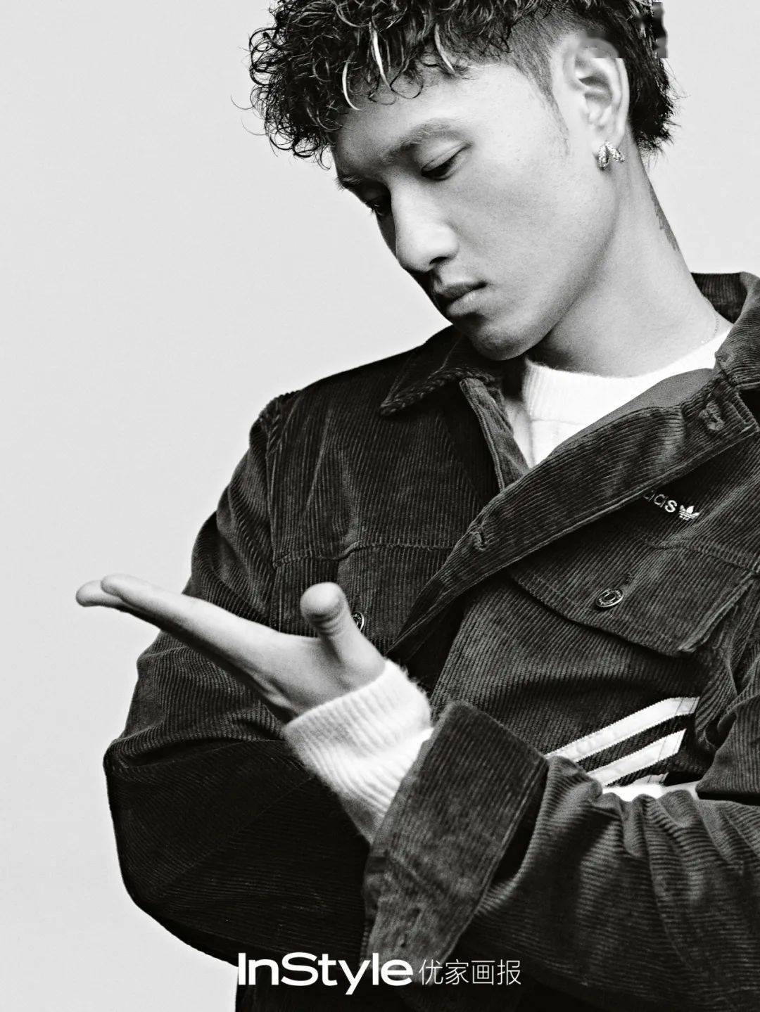 gali 最会玩话筒的"宝藏猎人"