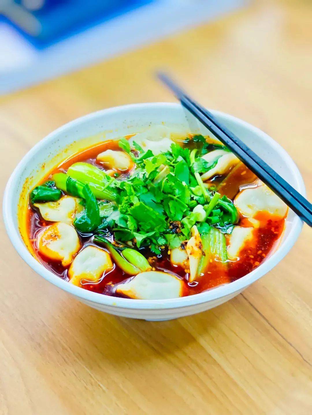 年12月19日一楼食谱早餐肉包子/2元素包子/1元发糕/2元鸡蛋/1元