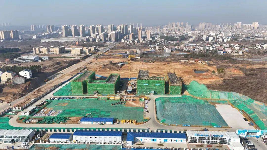 红安一中女教师坠楼_红安县第三幼儿园新建项目_红安县第三小学新建项目