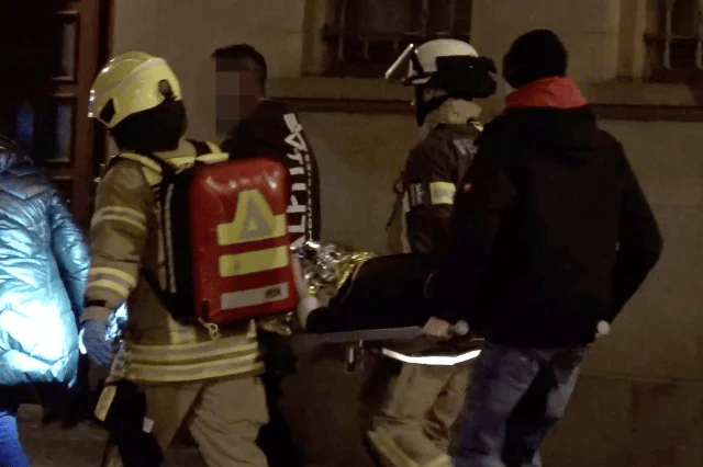 德国一汽车高速冲入市集,致4人死亡!嫌疑人身份曝光,车辆疑似装有爆炸装置 德国一汽车高速冲入市集,致4人死亡!嫌疑人身份曝光,车辆疑似装有爆炸装置