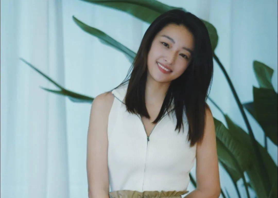 郎月婷专访 | 期待2025继续绽放光彩