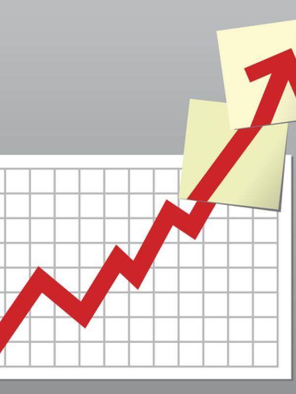 A股投资生态巨变，被动多头崛起：年内超1万亿元资金涌入股票ETF｜2024中国经济年报