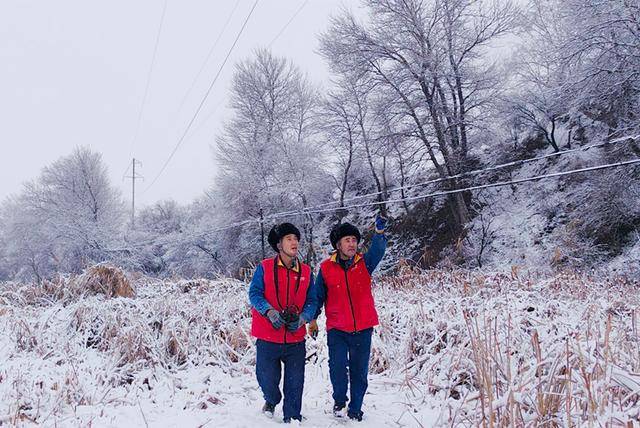 寒潮强势来袭他们欧博体育注册浴雪保供(图1)