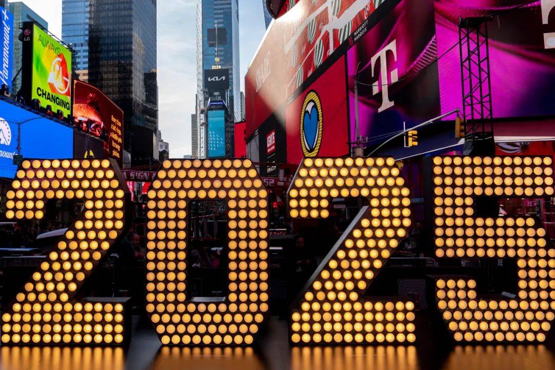 纽约时代广场新年倒计时2022(纽约时代广场新年倒计时2022年)