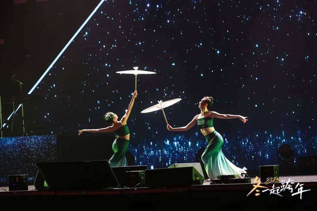 交大师生共度跨年之夜:“3 2 1,新年快乐!”_精彩表演_晚会_鹿先森