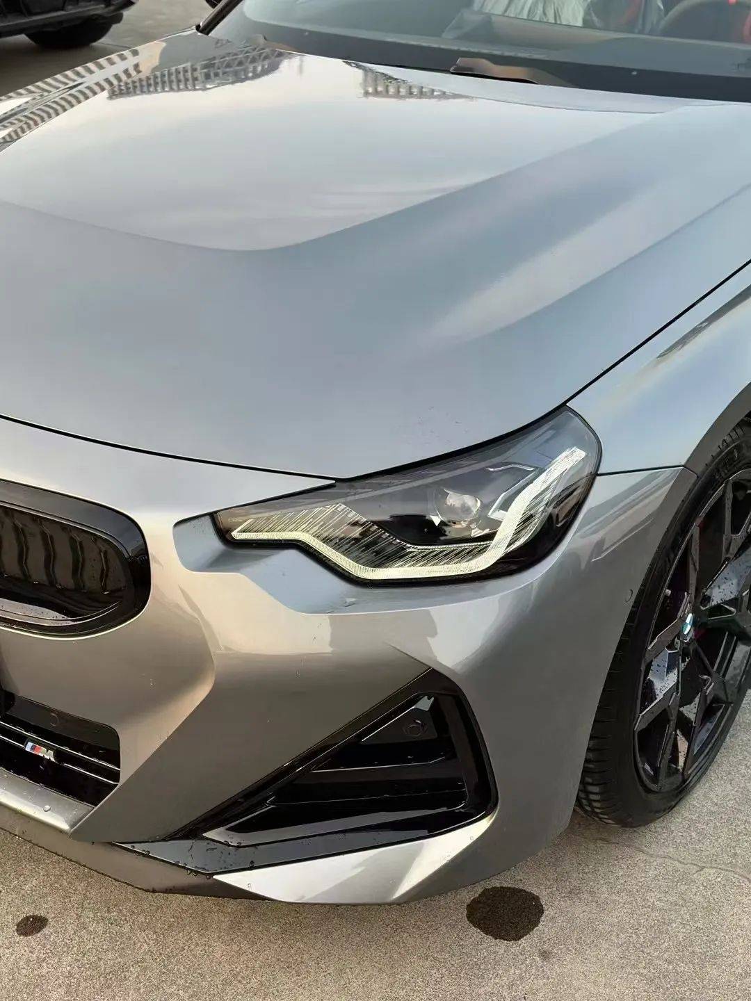 宝藏颜色!国内到店实拍摩天灰新宝马m240i
