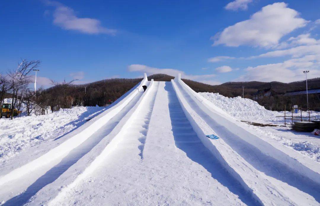 白山市飞宇冰雪世界图片