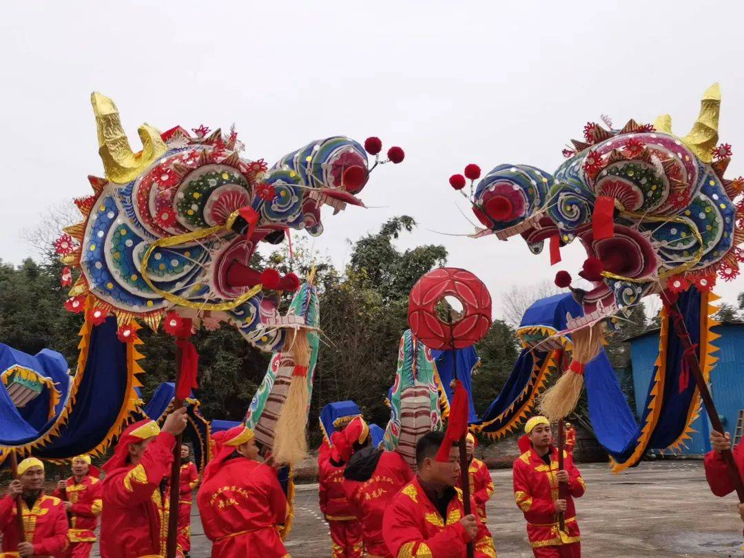 桂北年俗:龙舞牌灯间,戏曲花灯共欢年