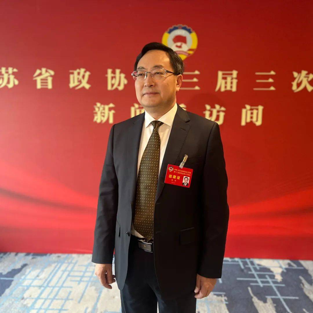 住通省政协委员分组讨论政府工作报告