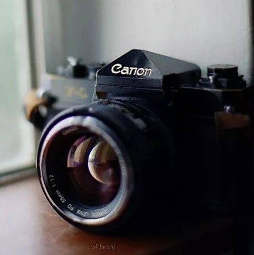 Canon F-1 Old F1 Boitier Nu 35mm Argentique !! Lire description