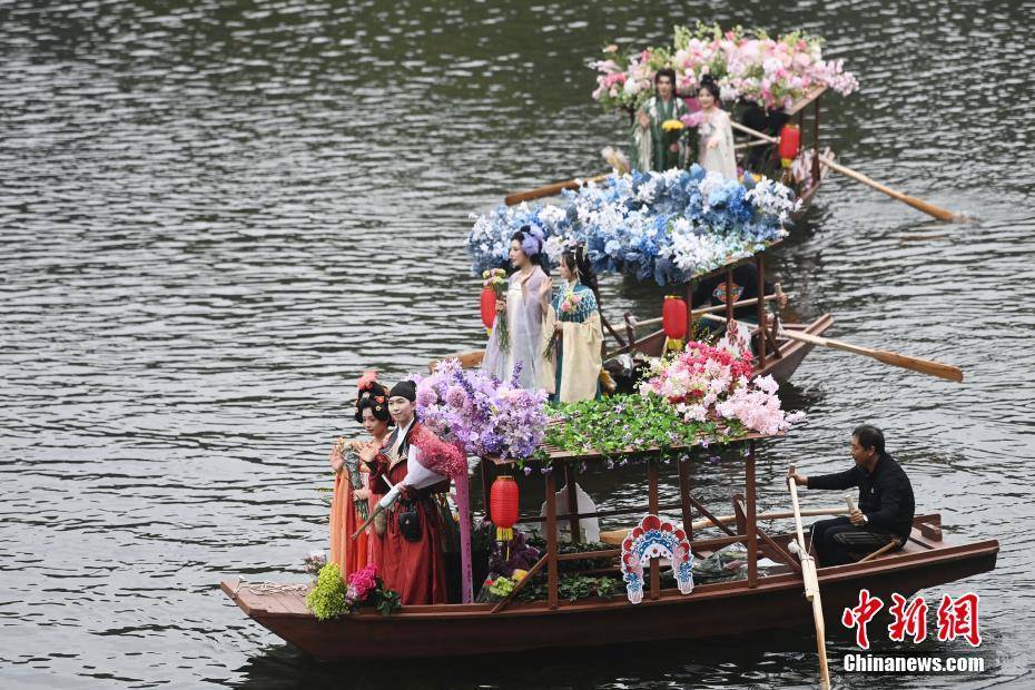 2果博平台025广州水上花市启动 重现昔日水上花墟盛景(图1)