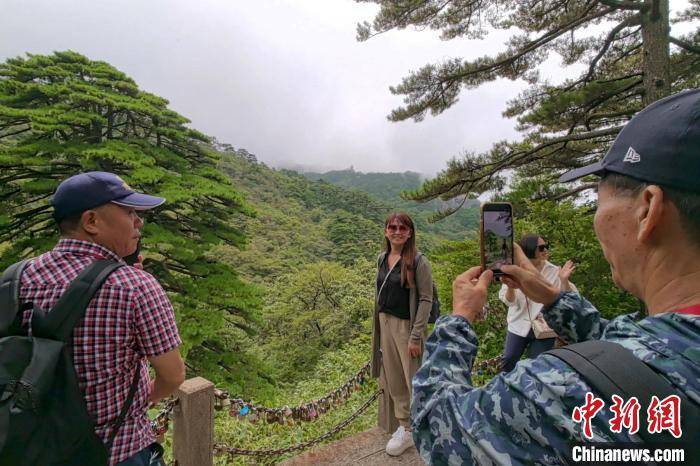 9月12日，第十四届安徽国际文化旅游节——境外旅行商黄山市考察踩线活动