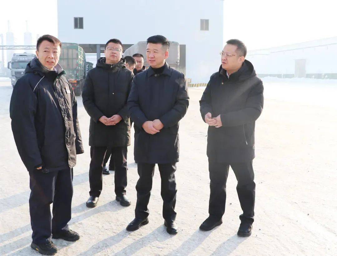 1月19日,县委书记杨宏志督导检查"护航亚冬"安全生产和社会稳定工作