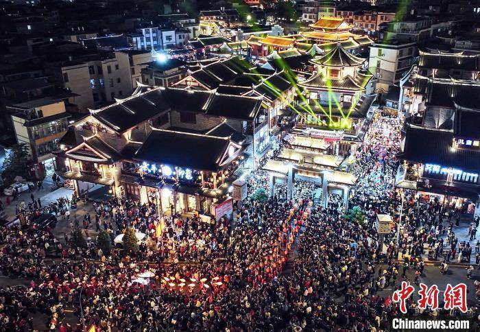 非遗百灯庆新春 客家年味正浓时(图3)