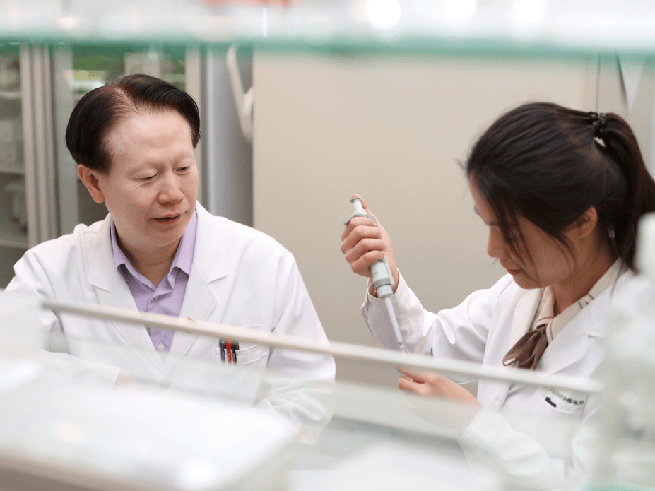 高明教授入选首届"国家杰出医师"