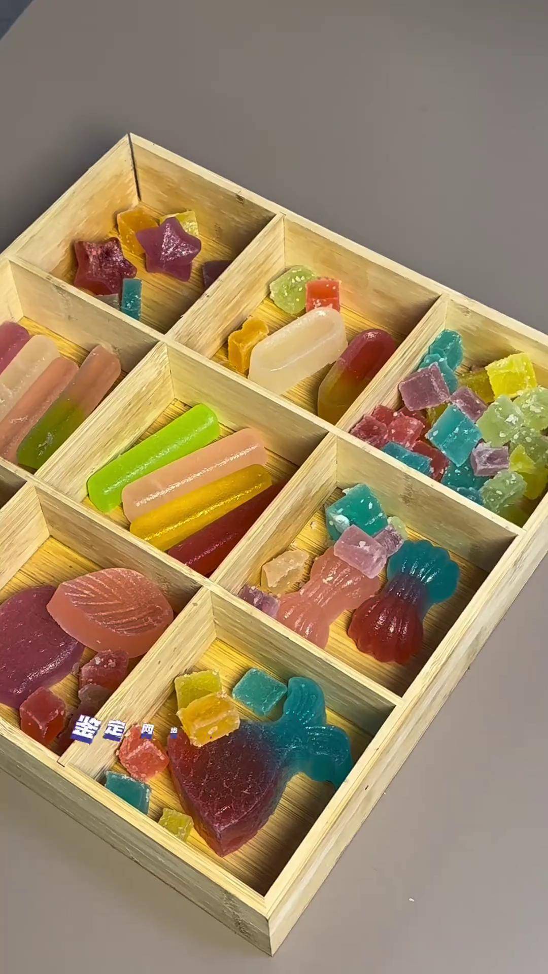 试吃声控琥珀糖!这真的好吃嘛?