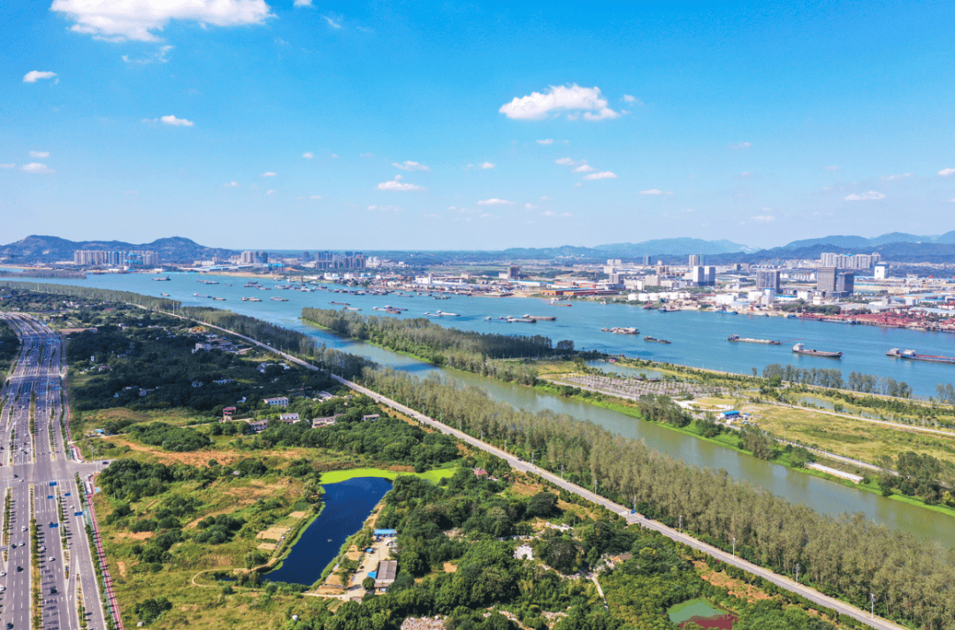 大泽湖:邂逅生态与繁华的诗与远方